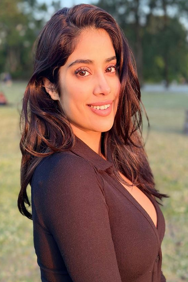 janvi-4.jpg 5