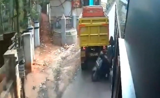 roadaccident.jpg