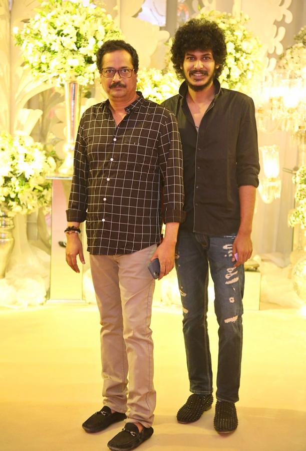 tollywood-celebrities-at-sharwanand-wedding-reception-_20function-_20at_20-hyderabad-28.jpg 26