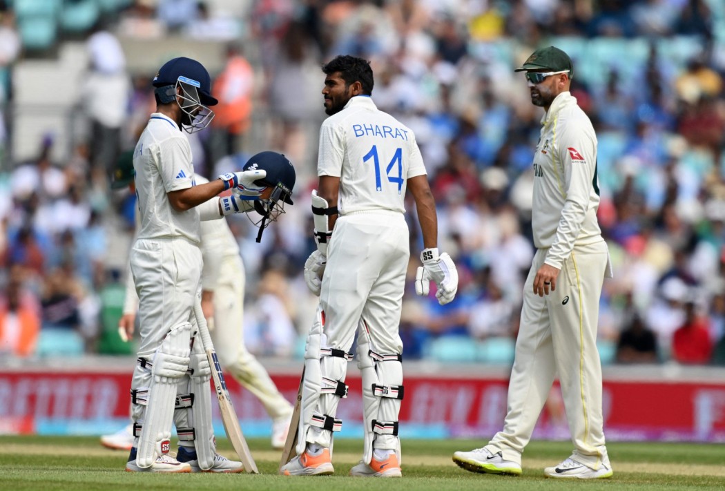 india-vs-australia-match-10.jpg 11
