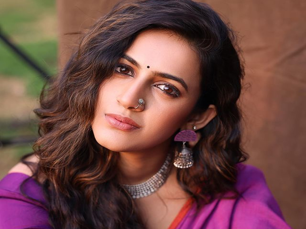 niharika.jpg 1