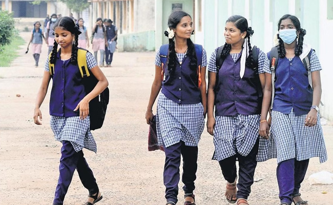school-in-saturday-tamil-na.jpg