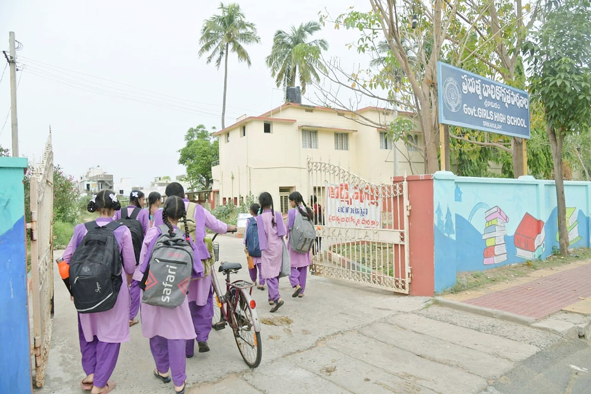 Andhra_20-Pradesh-_20schools-_20reopened-_202023_20-June-_20Photos-32.jpg 32