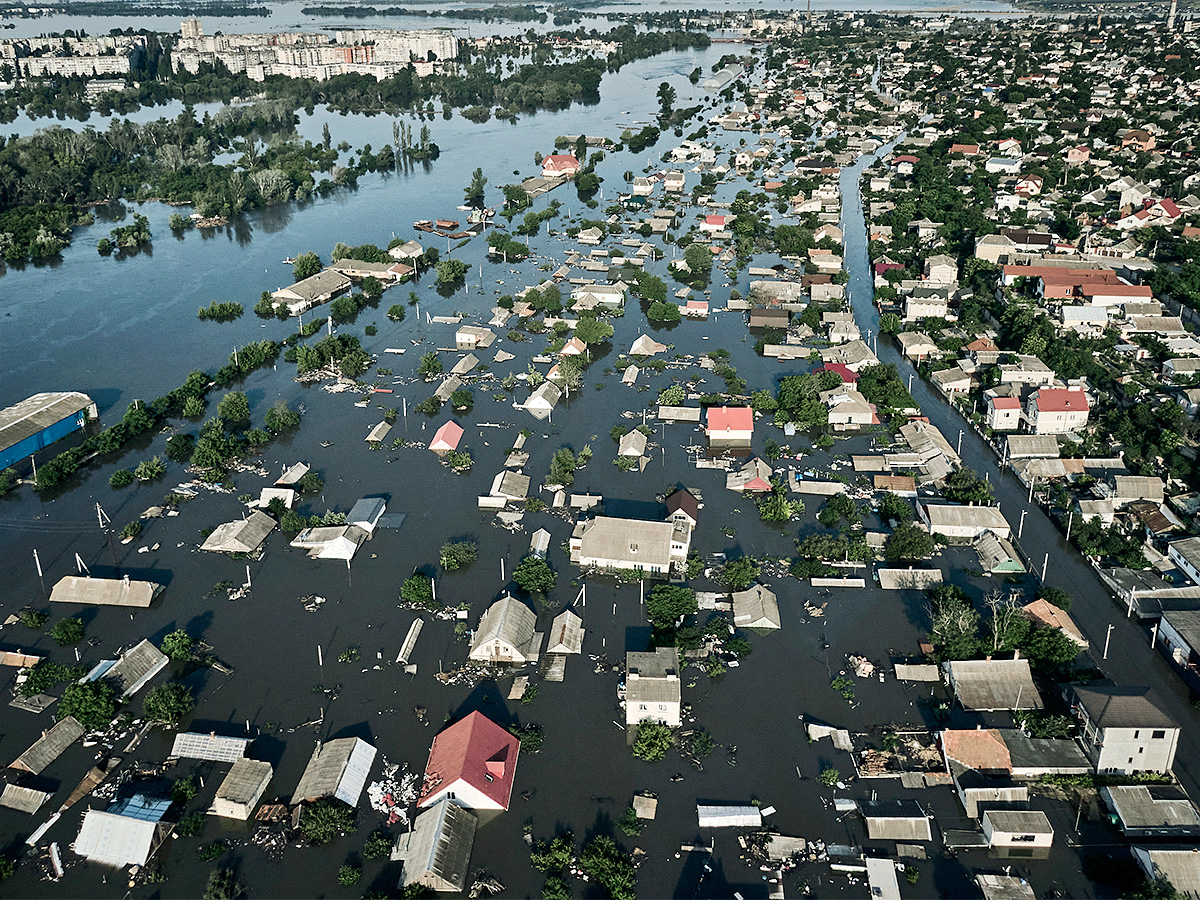 Destruction-_20of_20-the-_20Kakhovka_20-Dam-_20in-_20Ukraine-13.jpg 13