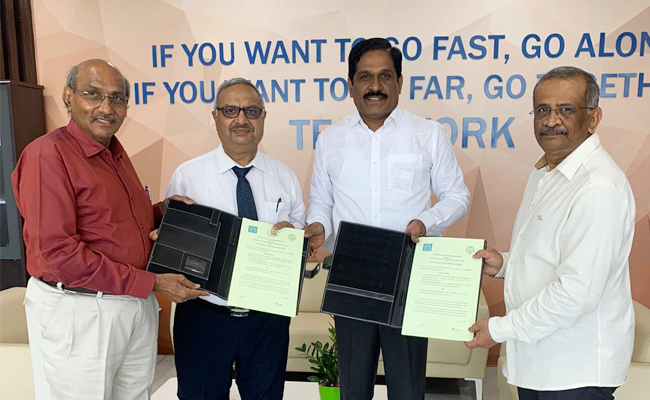 Kurnool_20Medical_20College_Multi_20Utility_20Center_20MoU.jpg