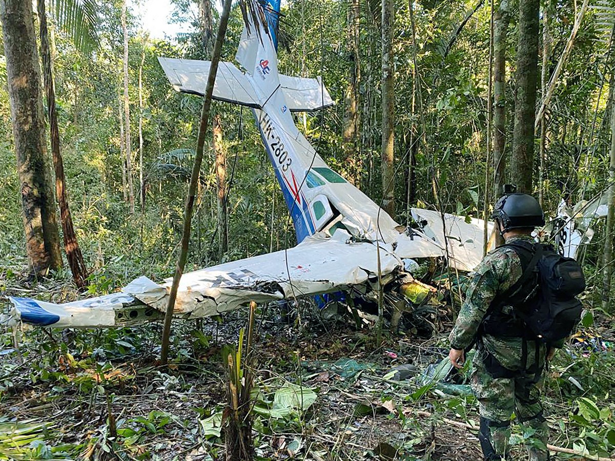 Plane_Crash_2.jpg 3