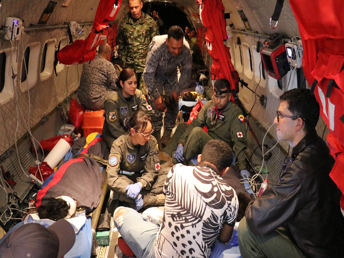 Plane_Crash_22.jpg 23