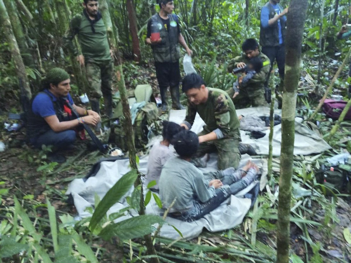 Plane_Crash_6.jpg 7