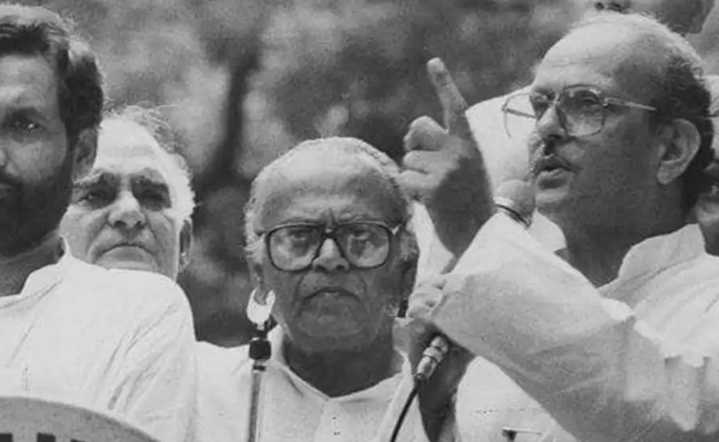 VP-Singh-Indian-Politics.jpg