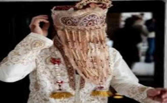 groom.jpg