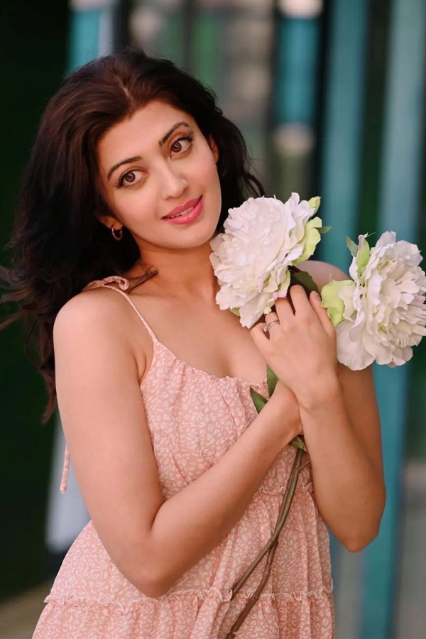 pranitha-subhash-10.jpg 10