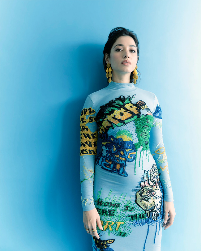 Tamannaah-Bhatia-confirms-her-relationship-with-Vijay-Varma-Pics-18.jpg 18