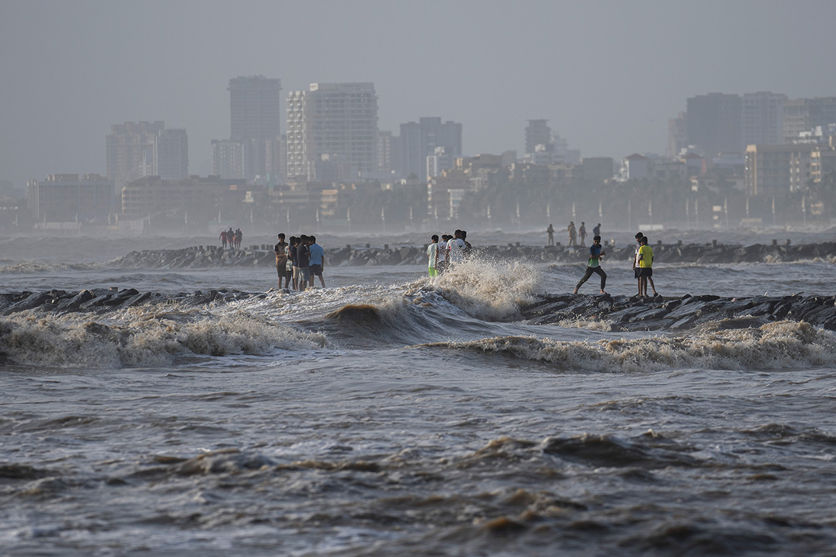 cyclone-biparjoy-update-pics-19.jpg 19