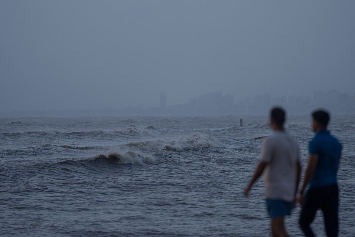 cyclone-biparjoy-update-pics-21.jpg 21