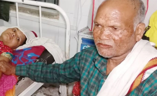62_20Yr_20Old_20Man_20Becomes_20Father_20Of_20Triplets_20At_20Madhya_20Pradesh.jpg