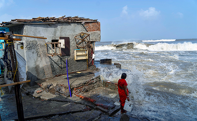 Cyclone-Biparjoy.jpg