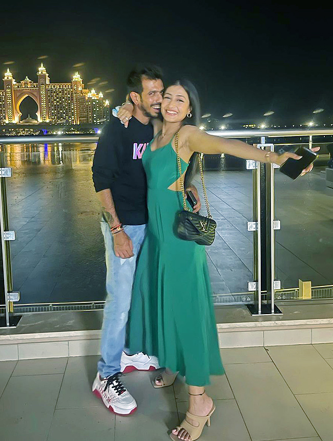 Trending-Photos-Of-Yuzvendra-Chahal-Dhanashree-Verma-Viral-9.jpg 9