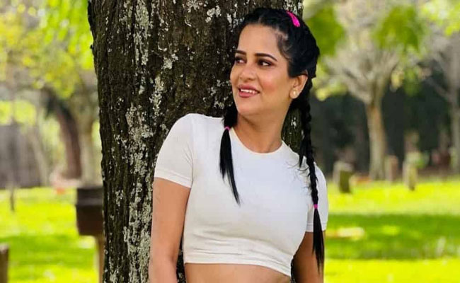 archana.jpg