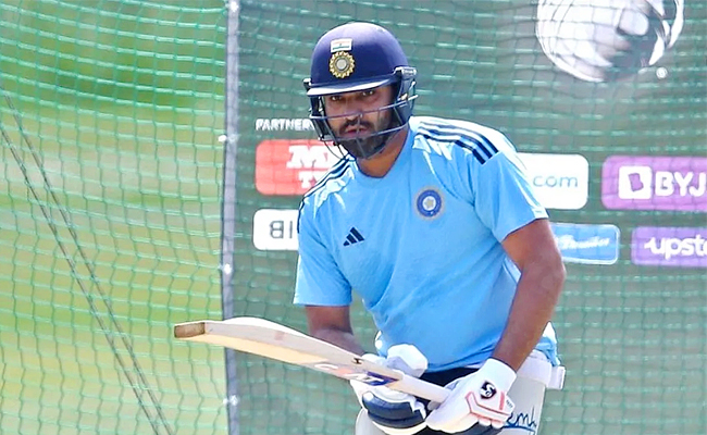 rohit.jpg