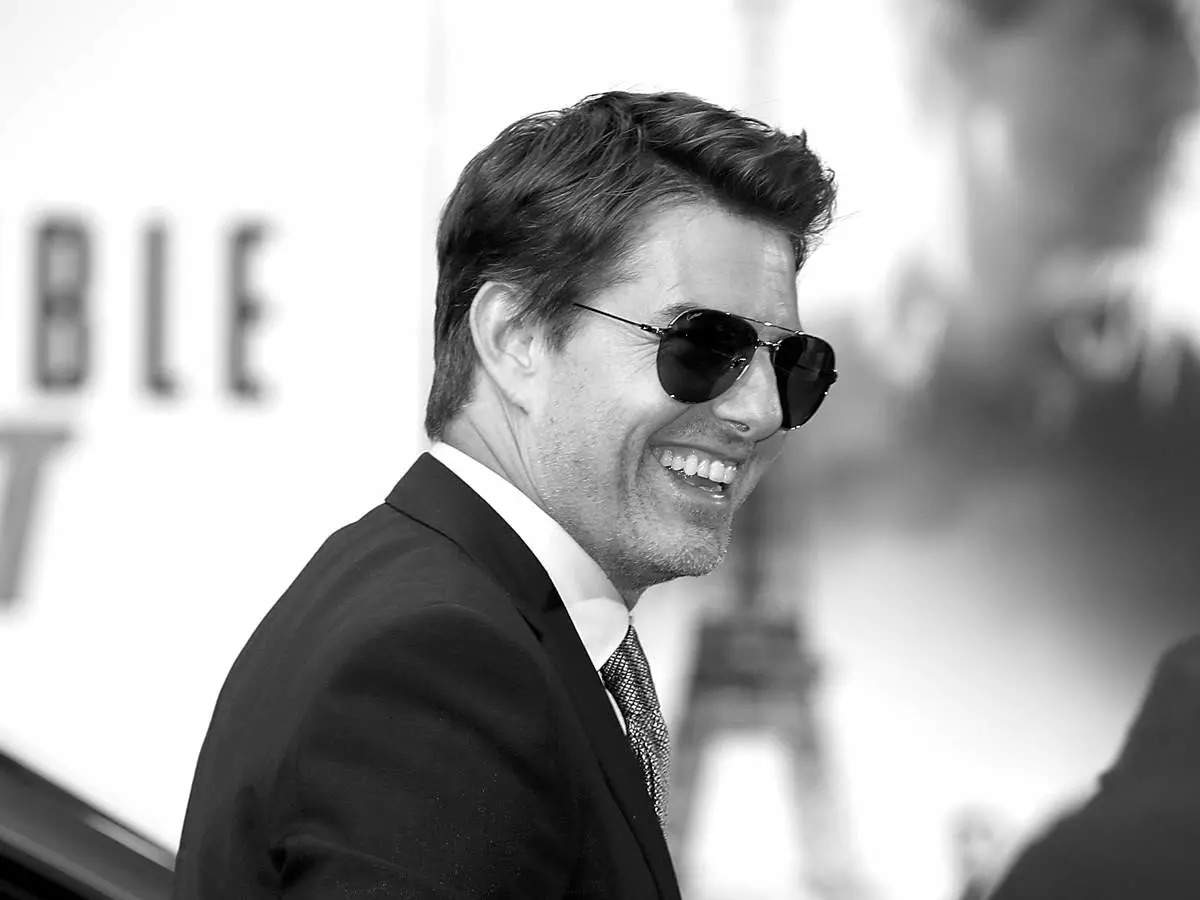 tom-cruise.jpg 8