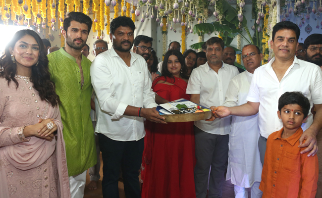 vijay-devarakonda-mrunal-thakur-07.jpg 7