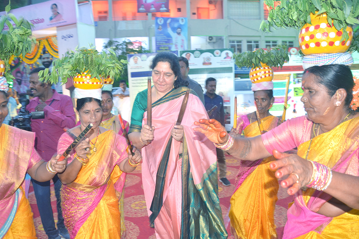 womens-welfare-celebrations-2023-in-Ravindra-Bharathi-10.jpg 10