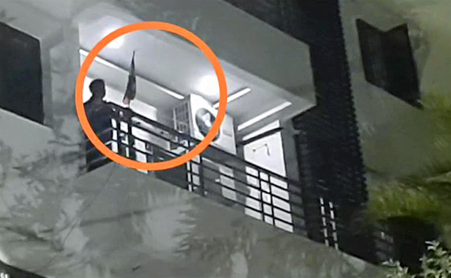 It-Raids-Continue.jpg