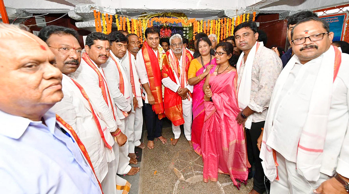 KTR_20Laying_20Foundation_20Stone_20for_20Re_20Construction_20of_20Sri_20Venugopala_20Swami_20Temple-12.jpg 11
