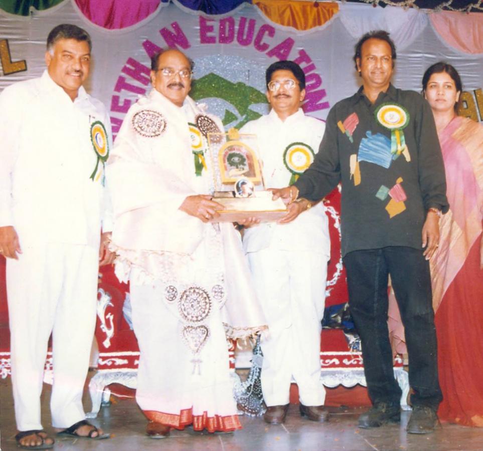 tollywood-actor-manchu-mohan-babu-rare-and-unseen-pictures-65.jpg 62