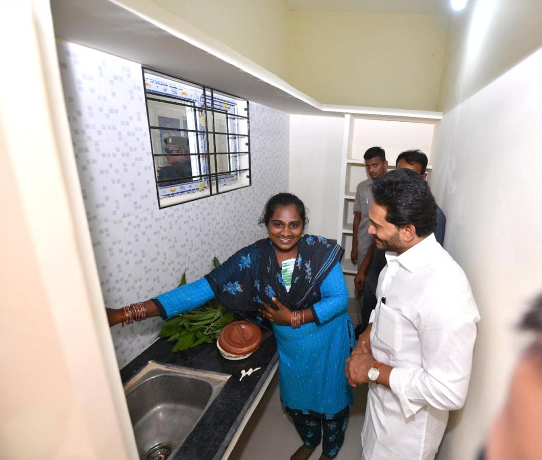 AP-CM-YS-Jagan-Gudivada-Visit-For-TIDCO-Houses-Distribution_2C_20Photos_20Inside-8.jpg 8