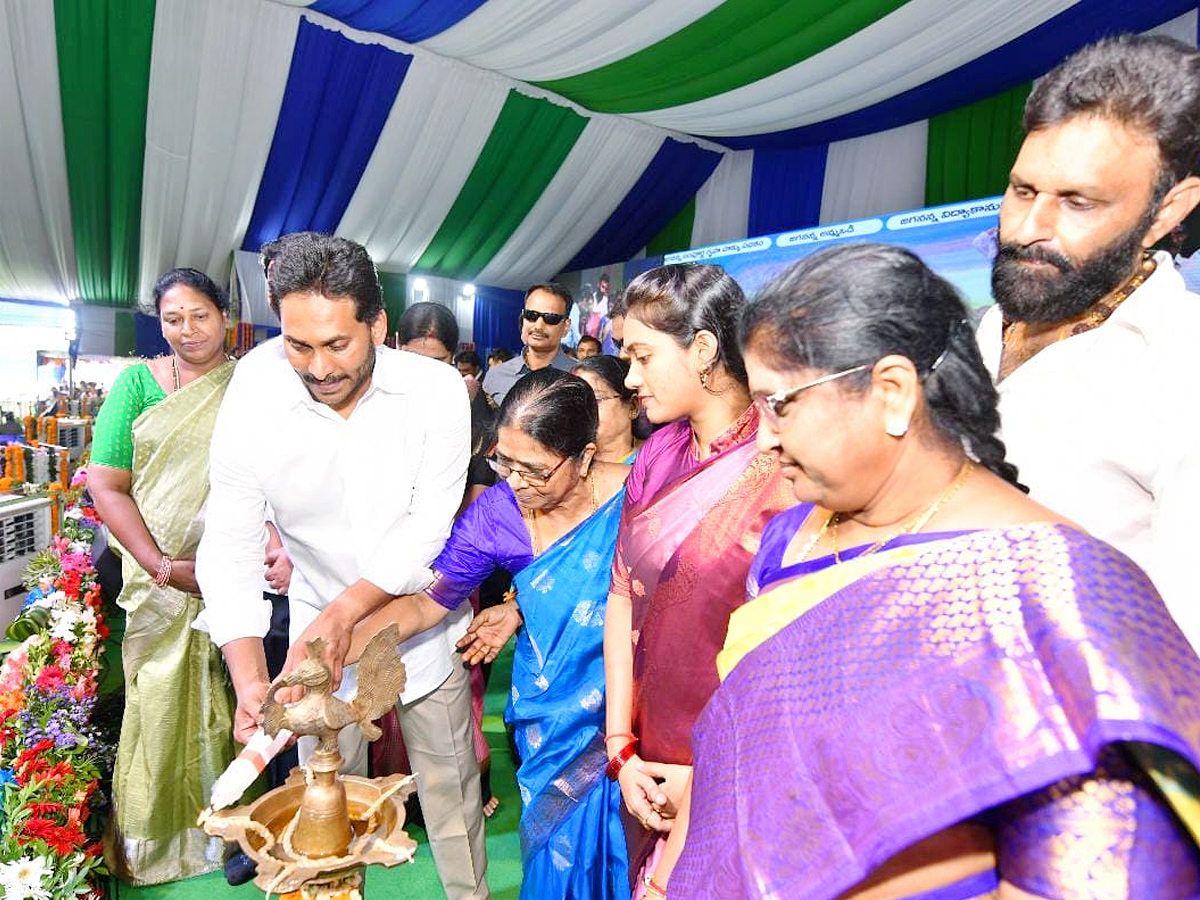 CM_20YS_20Jagan_20Gudivada_20Tour_20Photos_15.jpg 15