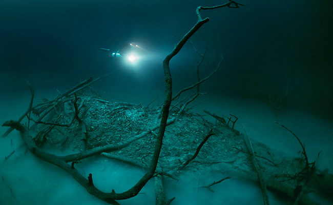 4.Underwater_20river.jpg 5