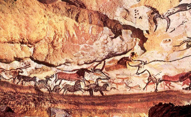 6.Lascaux_20Paintings_2C_20France.jpg 7