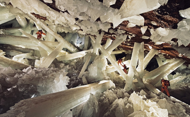 7.Ancient_20microbes_20in_20crystals.jpg 8