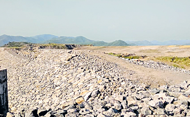 spillway.jpg