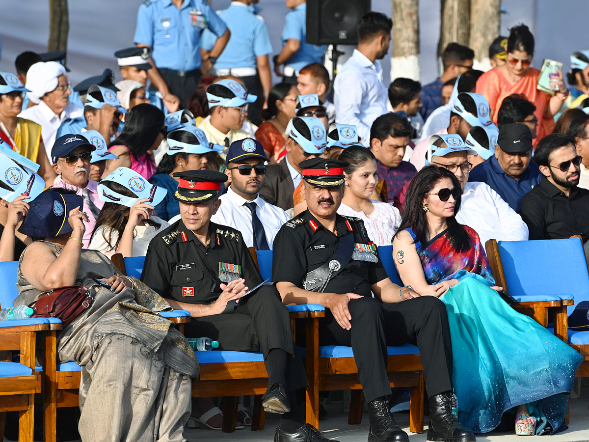 President_20Droupadi_20Murmu_20Reviews_20Combined_20Graduation_20Parade_20At_20Air_20Force_20Academy_20Photos_6.jpg 7