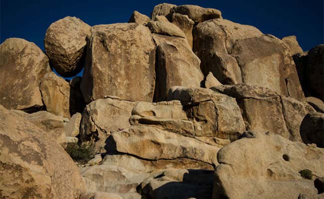 Rocks_1.jpg