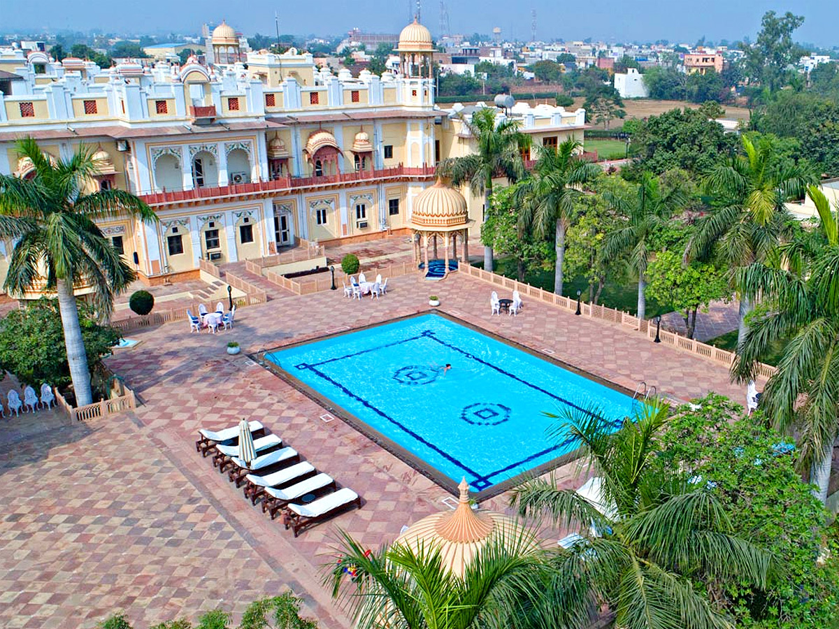 lakshmi-vilas-palace-1.jpg 3