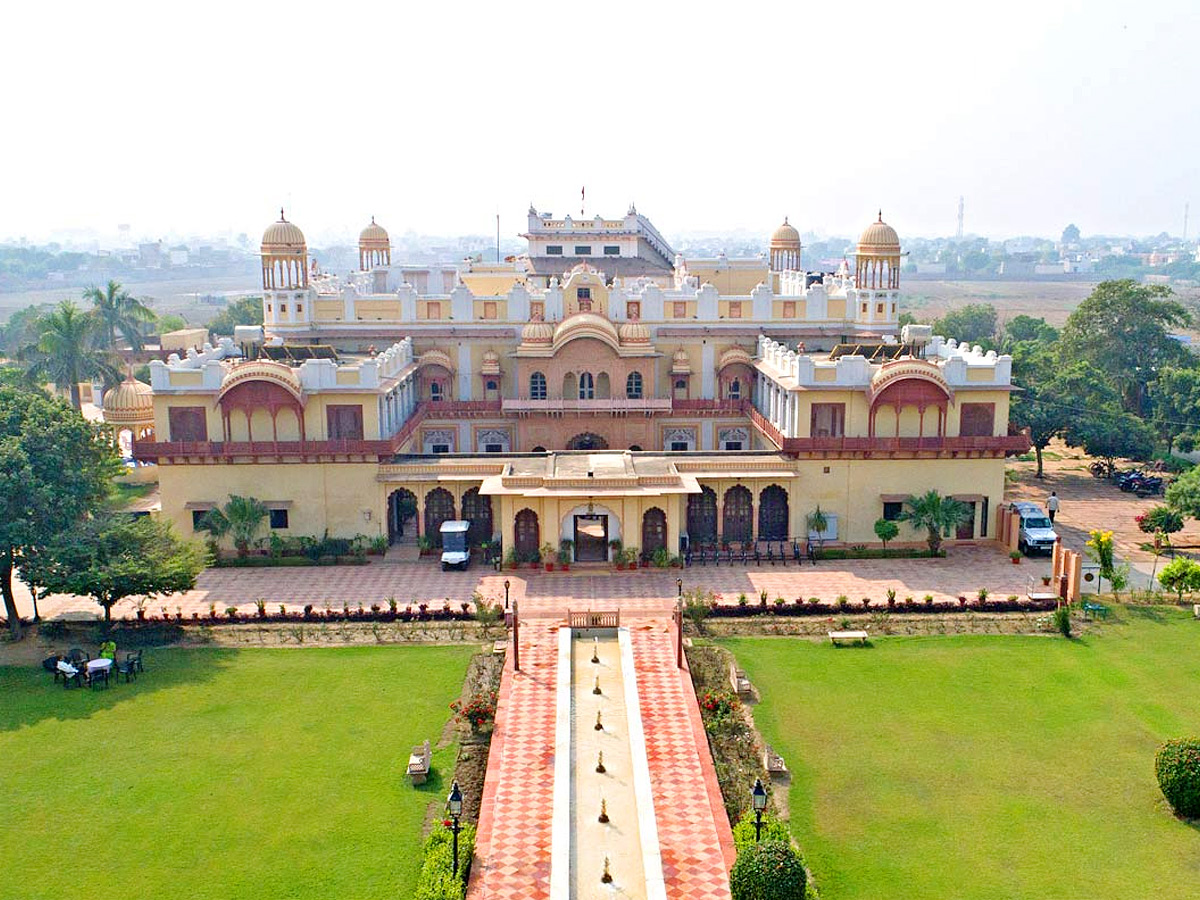 lakshmi-vilas-palace_0.jpg 15