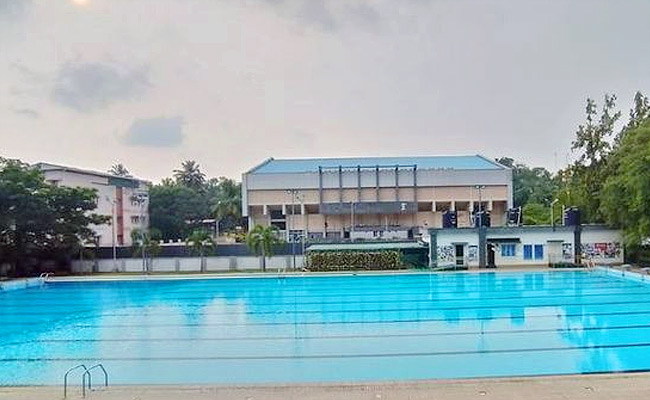 swimming-pool.jpg