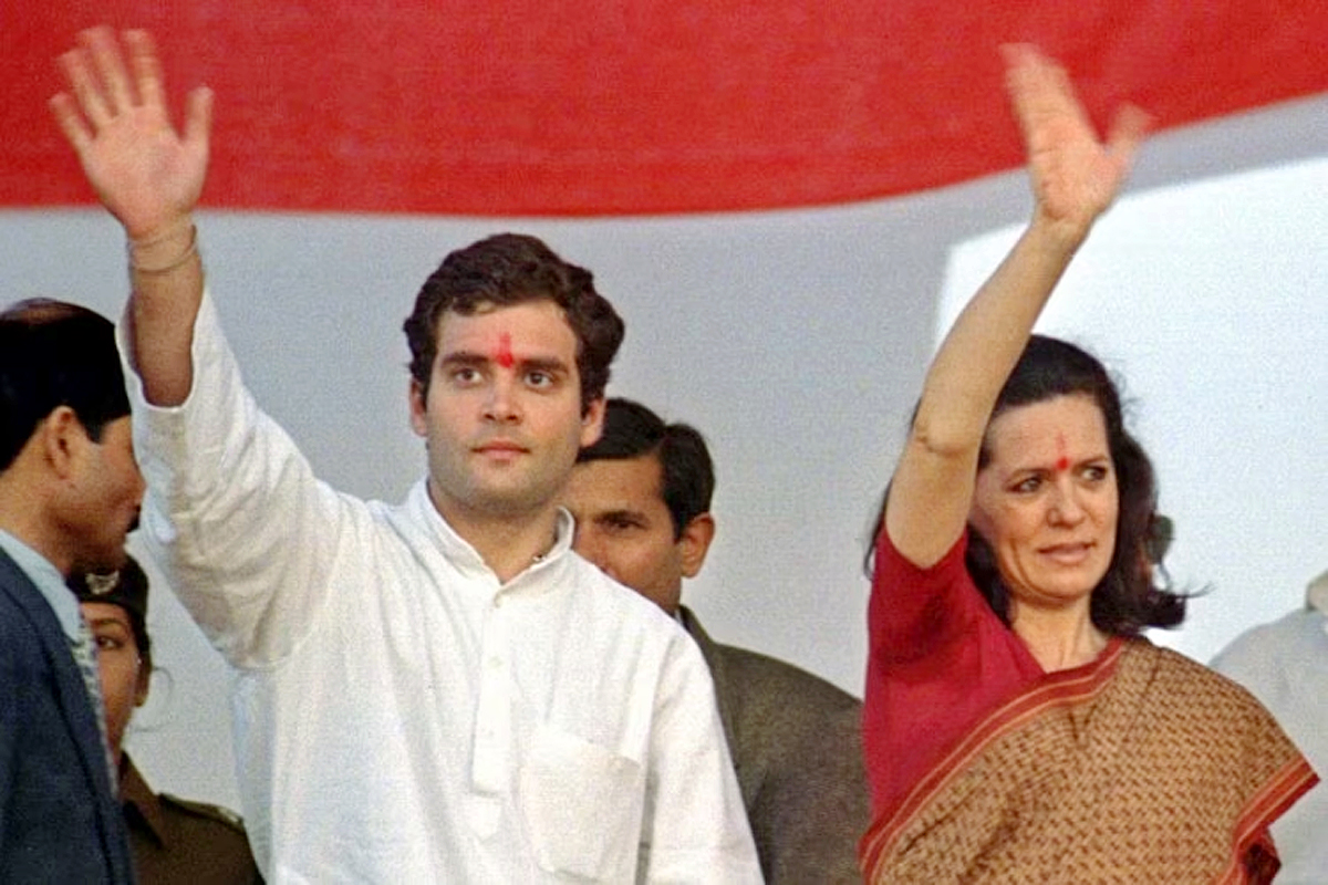 Congress-Leader-Rahul-_20Gandhi-53rd-birthday-_20Rare-Photos-Viral-15.jpg 15