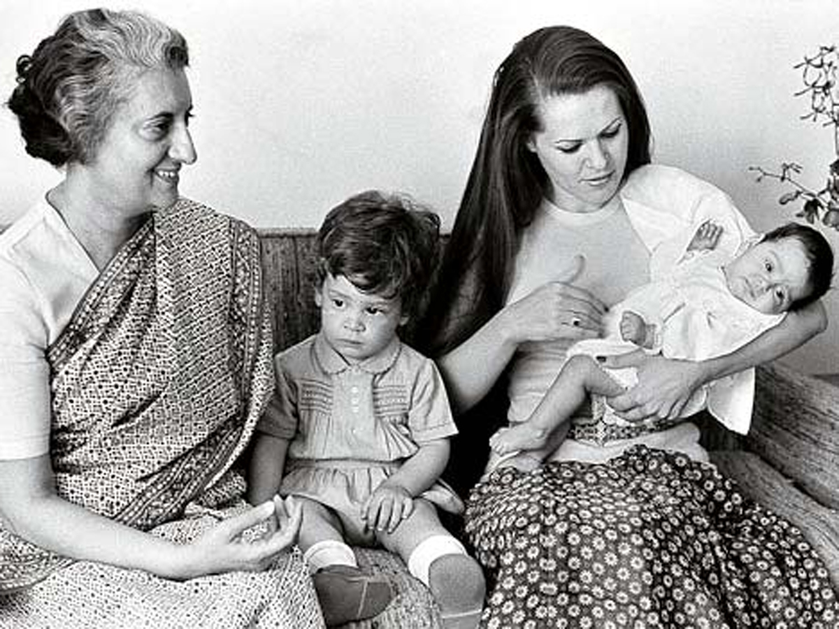 Congress-Leader-Rahul-_20Gandhi-53rd-birthday-_20Rare-Photos-Viral-8.jpg 8