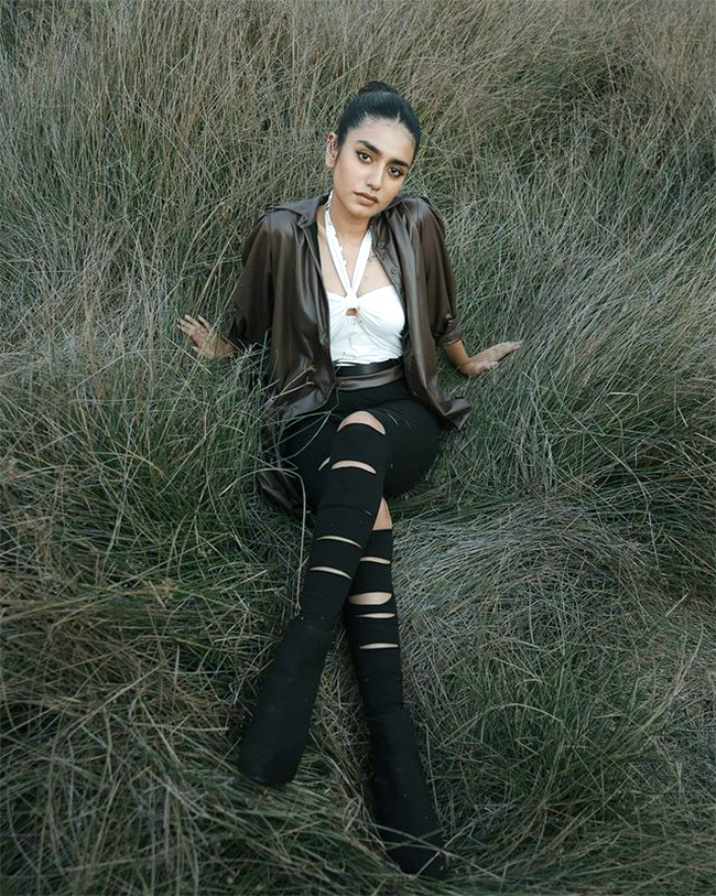 Priya-Prakash-Varrier-Latest-_20Photo-Gallery-112.jpg 12