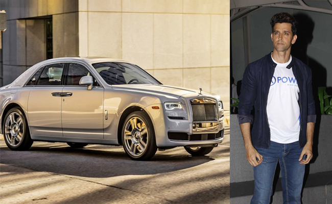 6._20Hrithik_20Roshan_2C_20Rolls_20Royce_20Ghost_20Series_20II.jpg 7