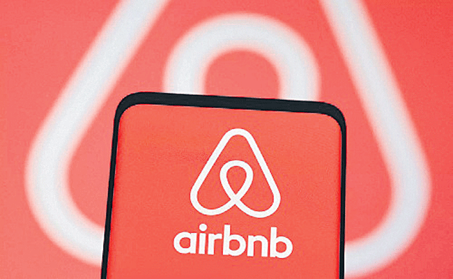 AIRBNB.gif
