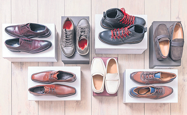 FOOTWEAR.gif