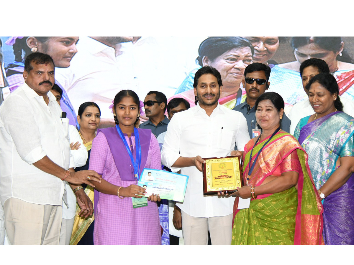 POLISETTY_20SUPRAJA_2C_20BAPATLA_20DISTRICT.jpg 27