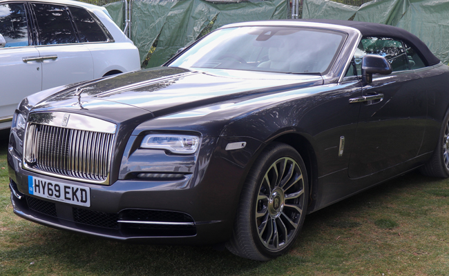 Rolls-Royce_20Dawn_2016_E2_80_9322.jpg 29