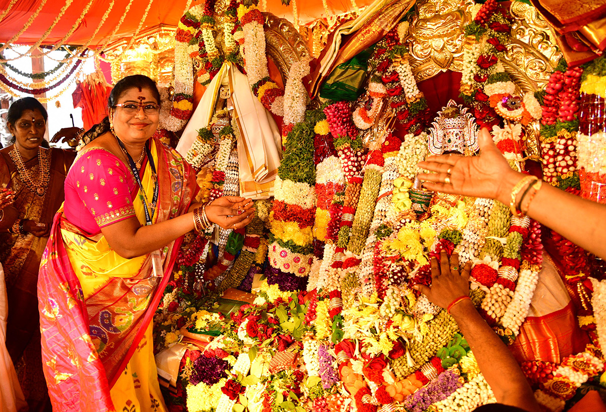 Balkampet-Yellamma-Kalyanotsavam-Hyderabad-_2023.jpg 23