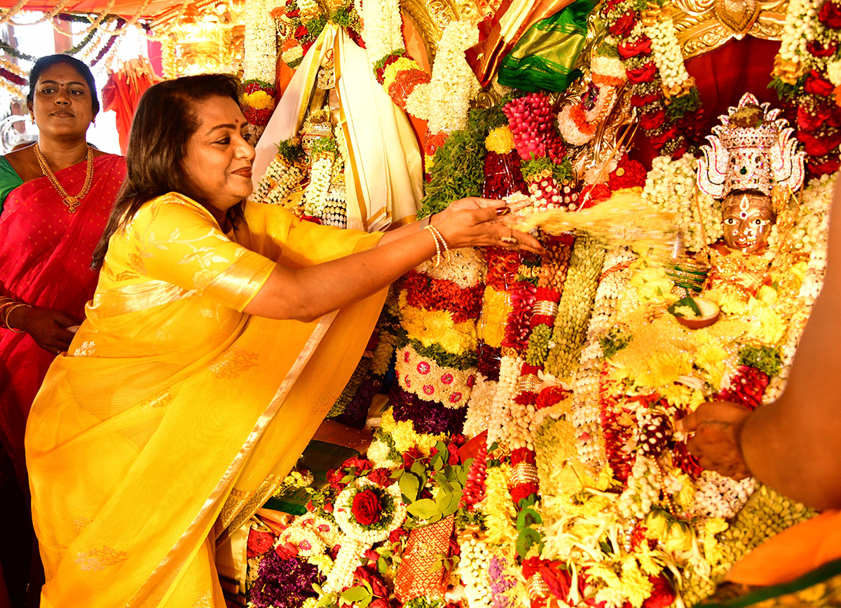 Balkampet-Yellamma-Kalyanotsavam-Hyderabad-_203.jpg 3